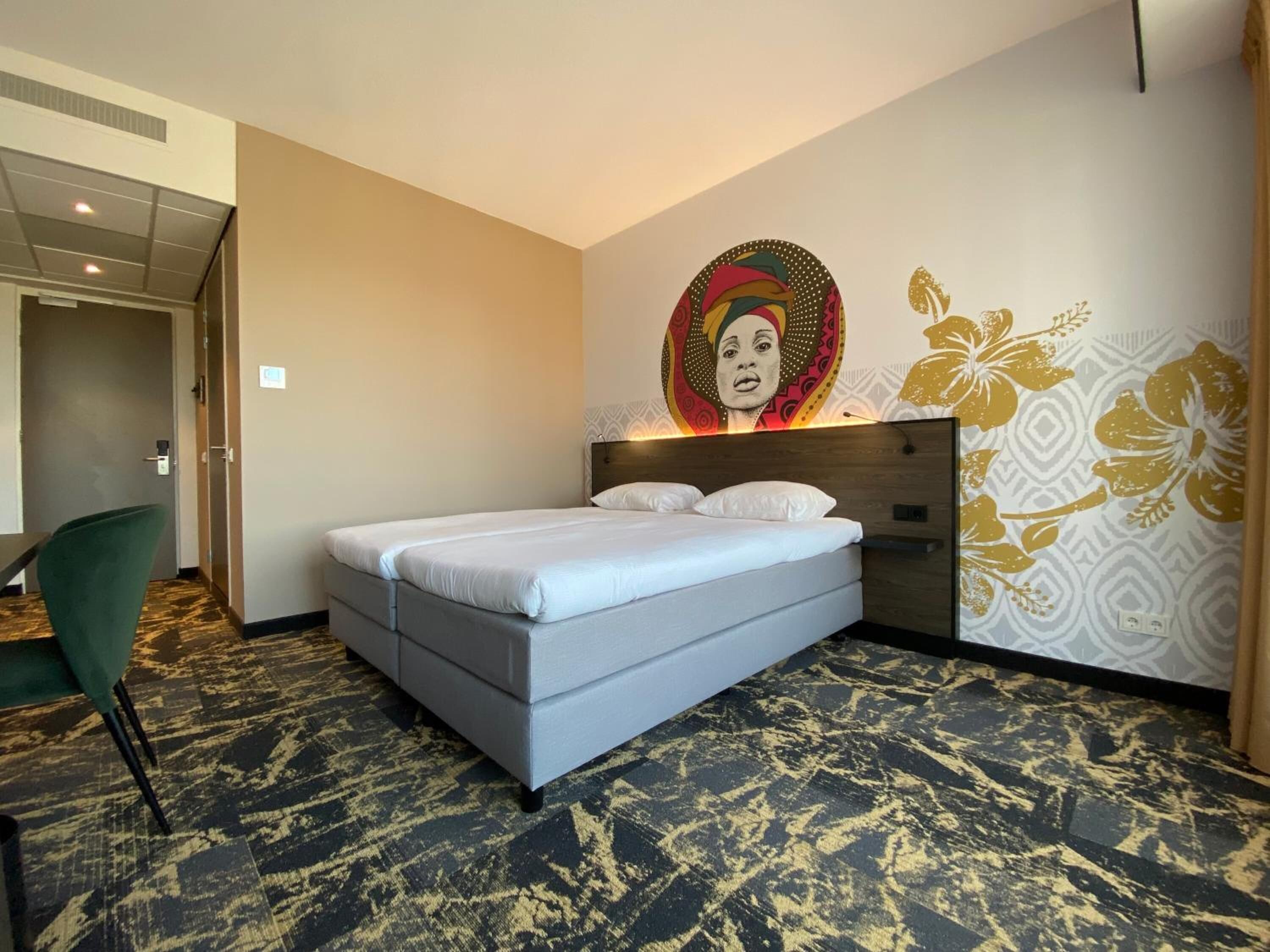 1 bedroom, in-room safe, desk, free wifi