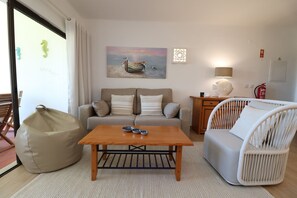 TV, DVD player - 2 Bedroom Apartment with Swimming pool at São Rafael Beach - Albufeira (Albufeira)