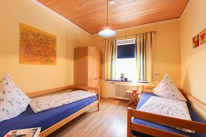 2 slaapkamers, internet, beddengoed