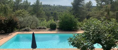 Piscine extérieure