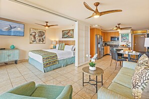 2 bedrooms, iron/ironing board, free WiFi, bed sheets - Where Luxury Meets the Shore Kihei Remodeled Condo Direct Keawakapu Beach (Kihei)