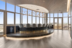 Interior - High-Rise Balcony Unit with City Views, Gym, Pool (Moonee Ponds)