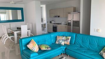 Panoramic Apartment | Living room | Plasma TV