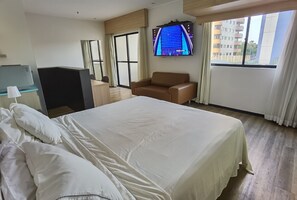 1 Schlafzimmer, Schreibtisch, WLAN