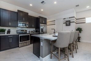 Apartment (418CAPD) | Private kitchen - 418capd (Davenport)