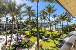 Property grounds - REDUCED Dec-Mar! Villa 315 Ocean views every bedroom! (Kahuku)