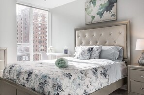 4 habitaciones, tabla de planchar con plancha y wifi gratis