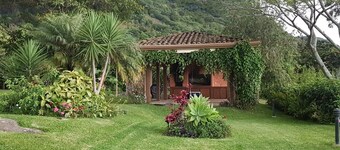 Amazing City Views Guest house in Escazú