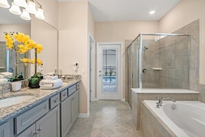 Vila (7400OAK) | Kamar mandi