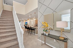 Villa (7400OAK) | 6 bedrooms, free WiFi