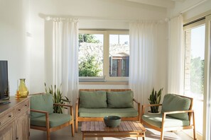 Smart TV - Cici and Michela estate surrounded by greenery with private pool (Corsano)