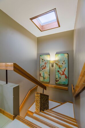 Interior - 3 bedroom townhome close to beach! Great for family (Eagle Beach)