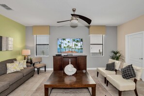 Villa (1431ROLLING) | Living room | Flat-screen TV