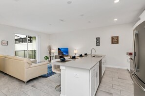 Apartment (4815LULABY ) | Private kitchen