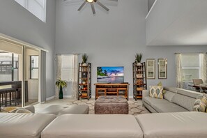 Villa (4722KINGS) | Living room
