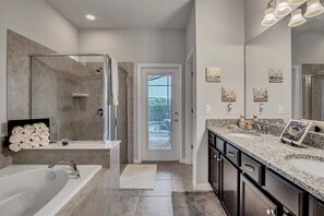 Huvila (8857RHODES) | Kylpyhuone