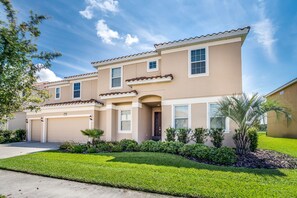 Villa (6148 Broad Oak Drive) | Exterior