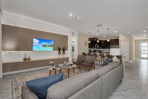 House (4525TARGET) | Living room | Flat-screen TV - 4525target (Kissimmee)