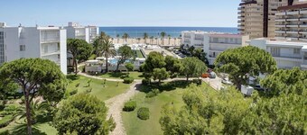 APARTMENT ON THE BEACH