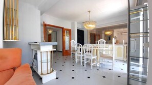 Interior - 140m2 apartment with lateral sea views D6 (Gandia)