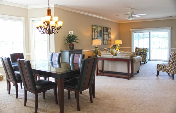 Condo, Multiple Beds (Magnolia Pointe 301-4890) | Private kitchen