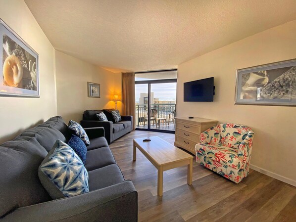 Huoneisto, useita sänkyjä (Sand Dunes 602) | Olohuone | Taulutelevisio