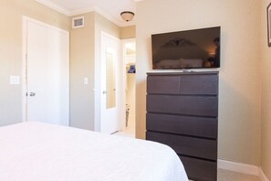 1 habitación, camas con efecto memoria y escritorio