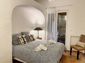5 Schlafzimmer, Bügeleisen/Bügelbrett, kostenloses WLAN