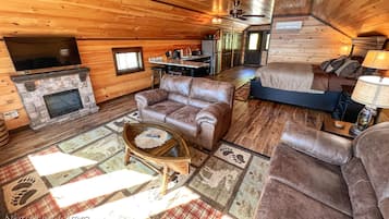 Télévision, cheminée