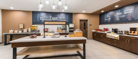 Petit déjeuner buffet compris tous les jours