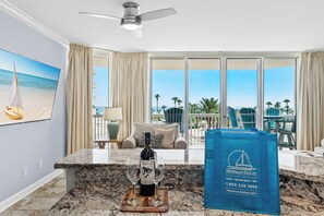 Smart TV, DVD player