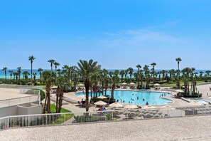 Pool - Amazing Gulf Front Condo, Great Views!!! (Destin)