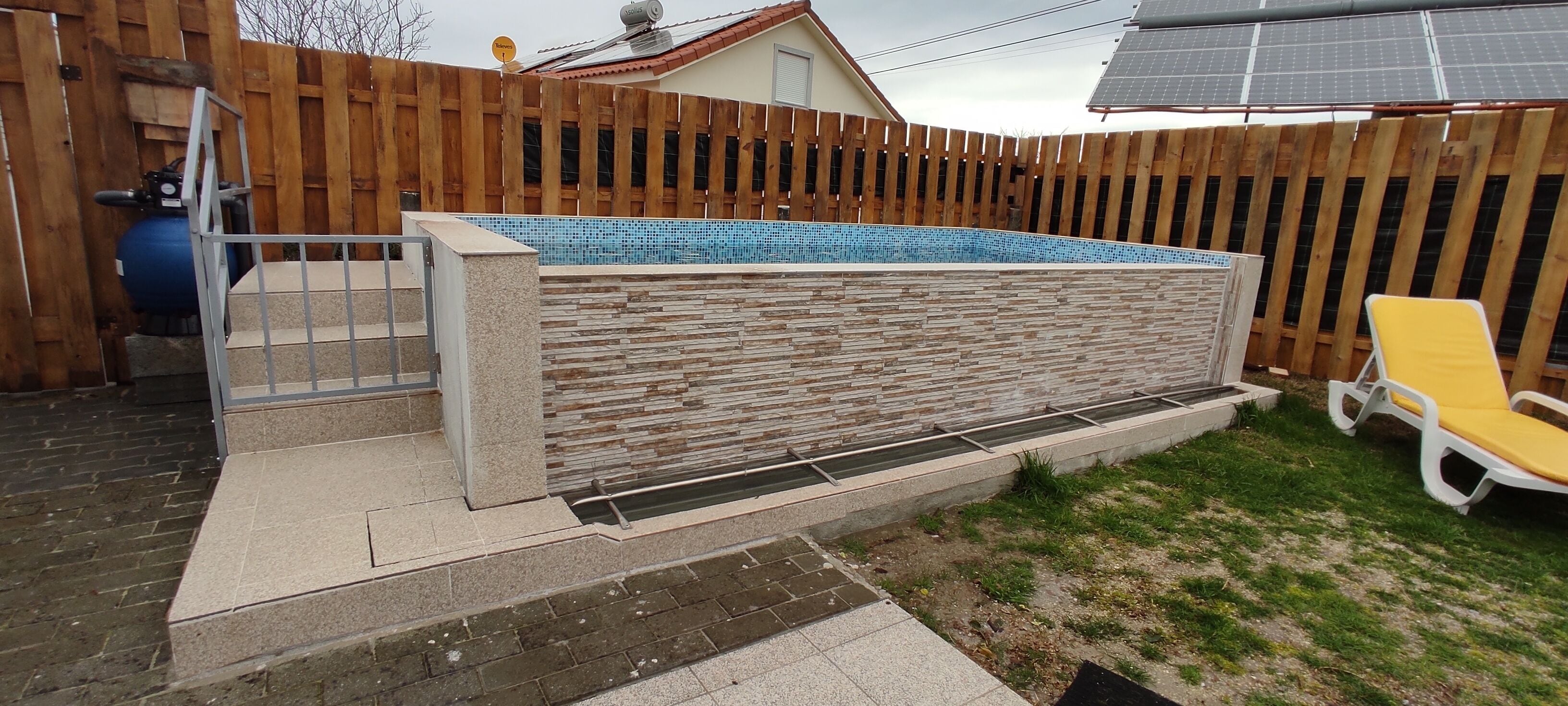 Bain à remous extérieur