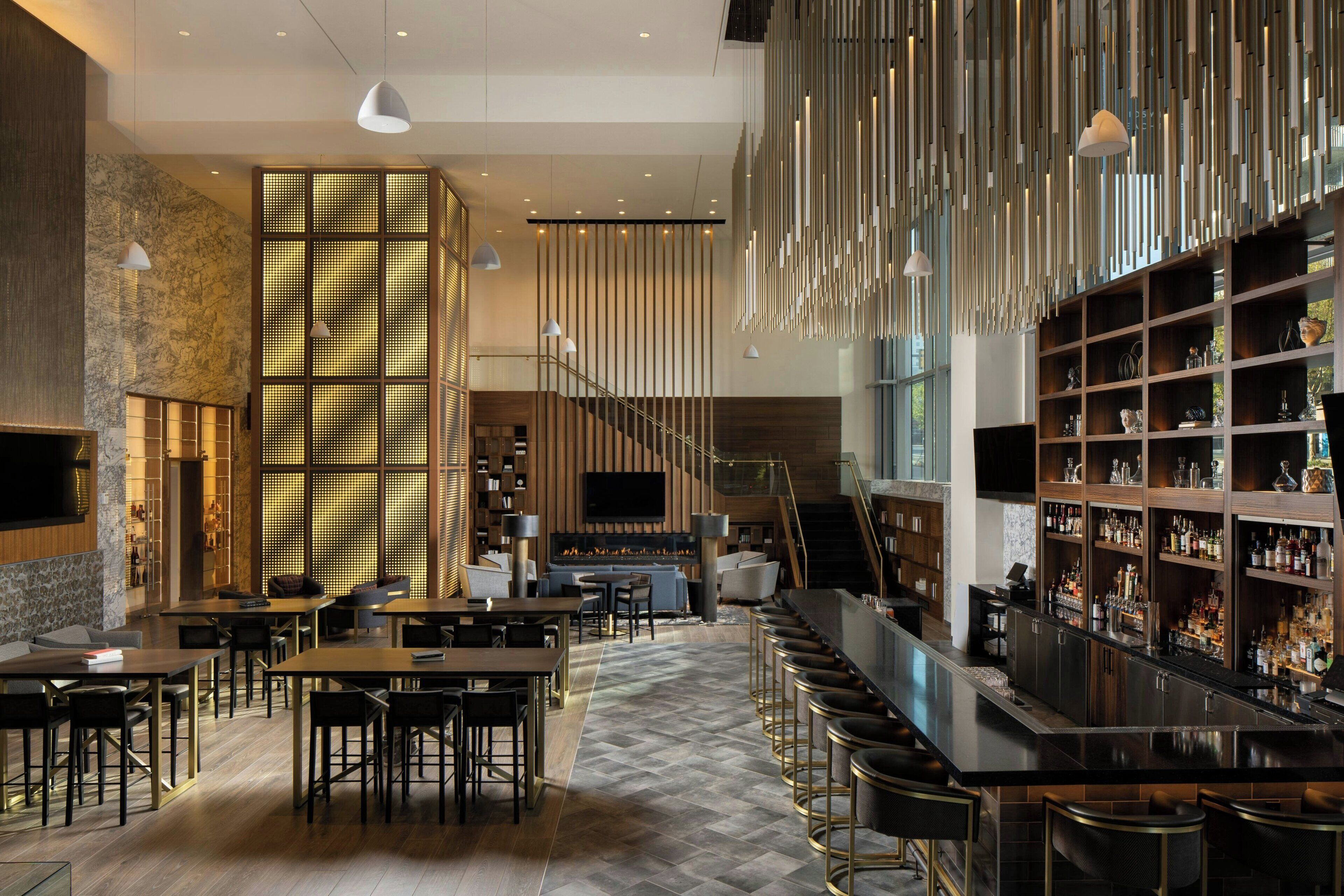 3 bars/lounges, poolside bar