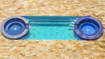 Piscina stagionale all'aperto