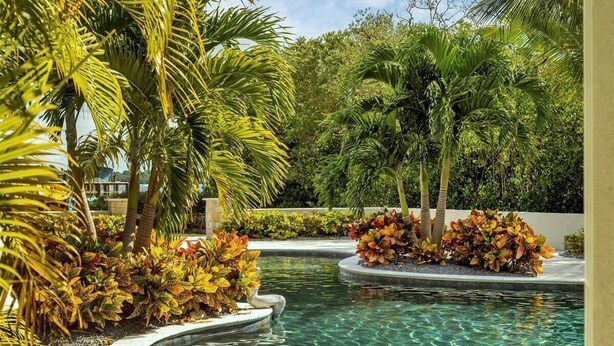 Unclassified image, 1 of 40, button - Manasota Key Dock house - Stunning Bayfront with private beach access for the perfect vacation (Englewood)