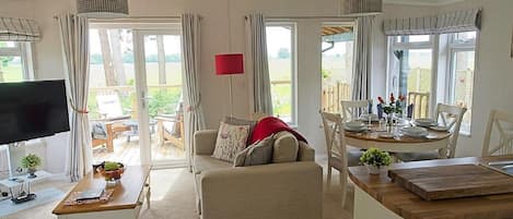 Appartement Luxe, salle de bains attenante | Bar lounge