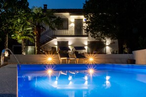 Outdoor pool - Holiday house Vita (Svetvincenat)