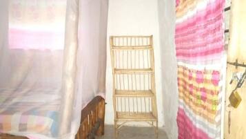 Gemeinsamer Schlafsaal, 1 Schlafzimmer, Balkon | 1 Schlafzimmer, WLAN