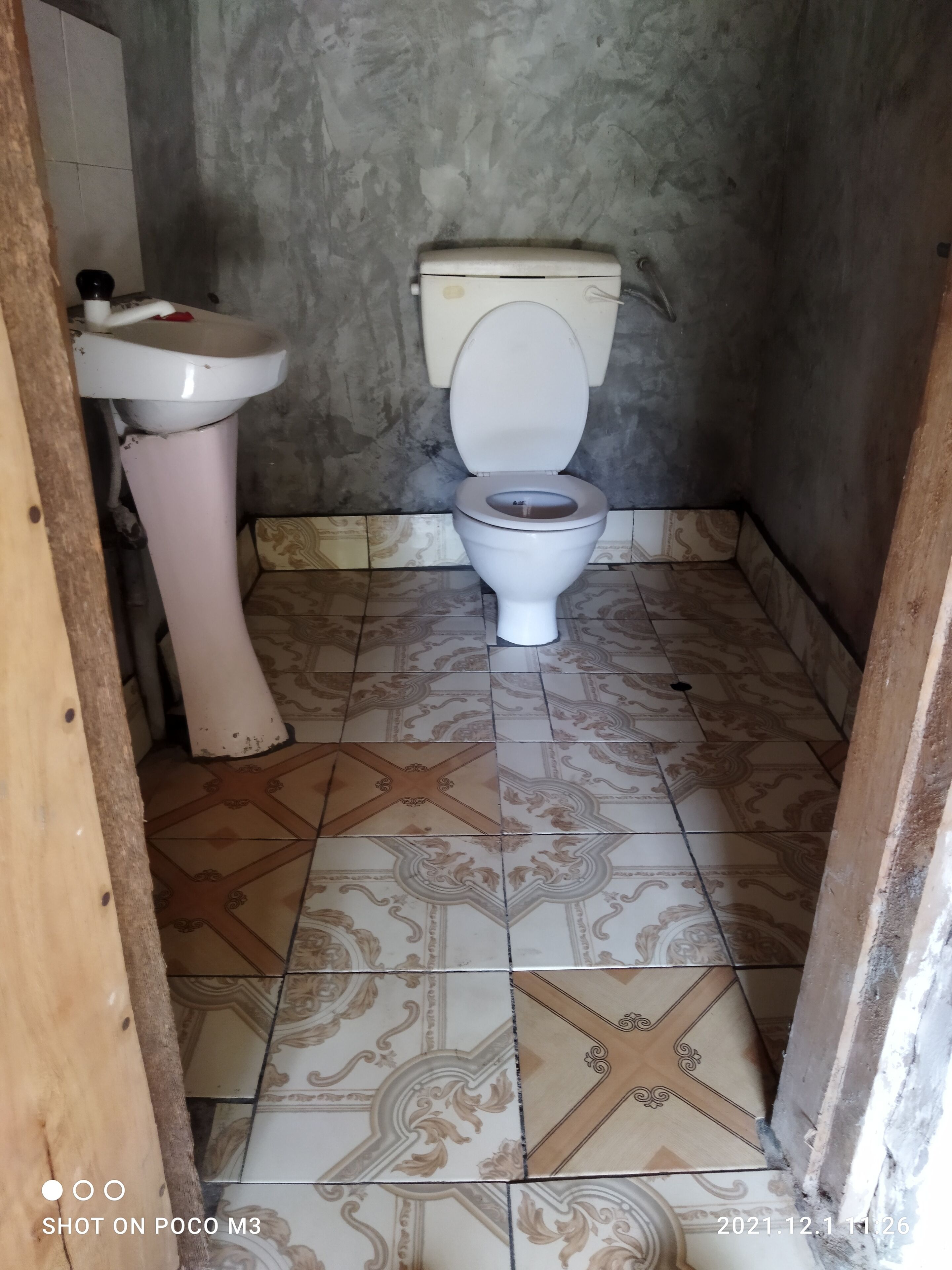 Shared Dormitory, 1 Bedroom, Balcony | Bathroom