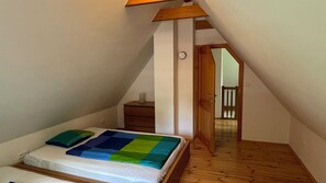 Ferienhaus, 3 Schlafzimmer, Terrasse, Gartenblick | 3 Schlafzimmer