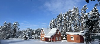 "คอทเทจ ฟาฟลิก - เครื่องปรับอากาศและซาวน่าส่วนตัว, บ้านสวีเดนที่ 001"