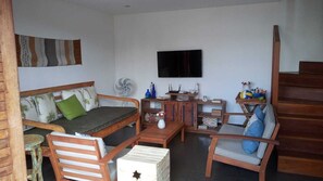 Smart TV, books, offices