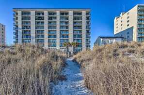 Exterior - Oceanfront Luxury Condo in North Myrtle Beach (North Myrtle Beach)