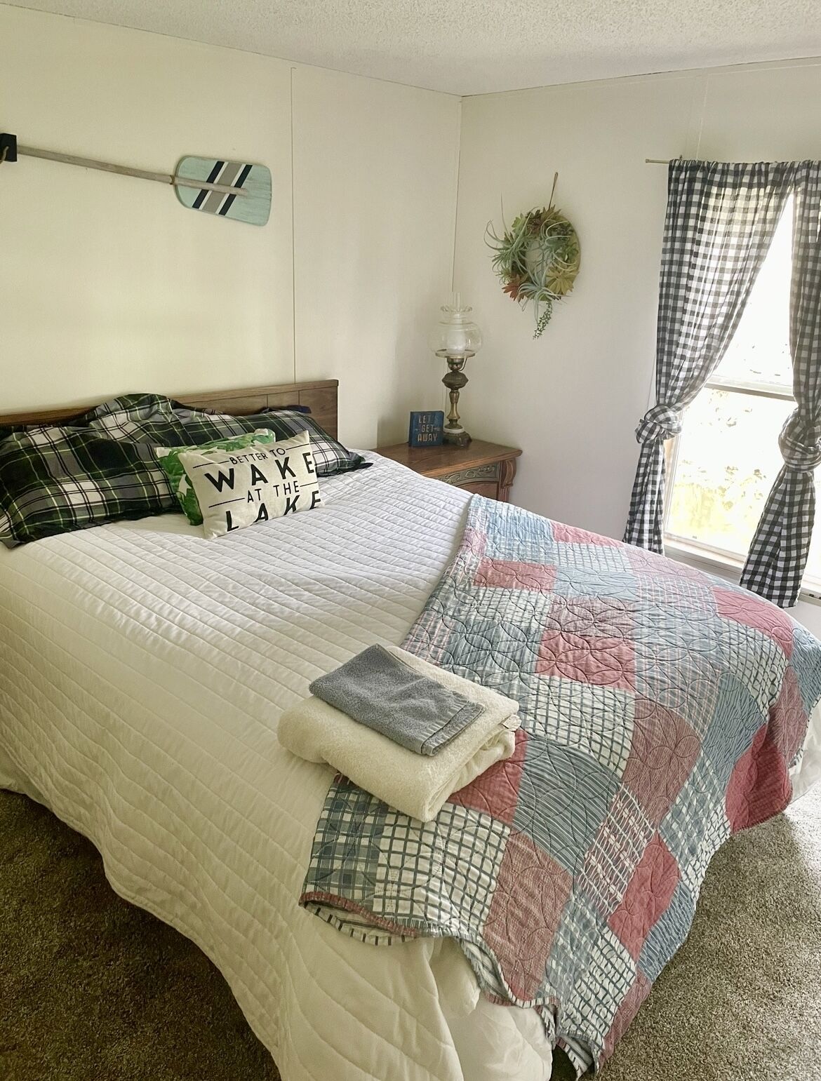 3 bedrooms, iron/ironing board, free WiFi, bed sheets