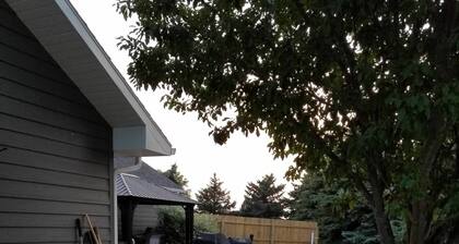 Modern farmhouse oasis. - horses welcome