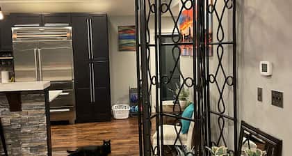 Modern farmhouse oasis. - horses welcome