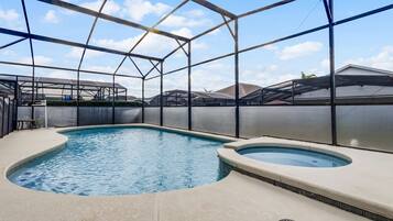 Innenpool, Außenpool