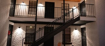 Spaciously Styled Apartment -  Close to Baylor and Magnolia