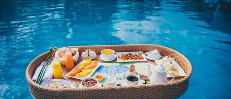 Villa (Tuskers Pool) | Dineren op de kamer